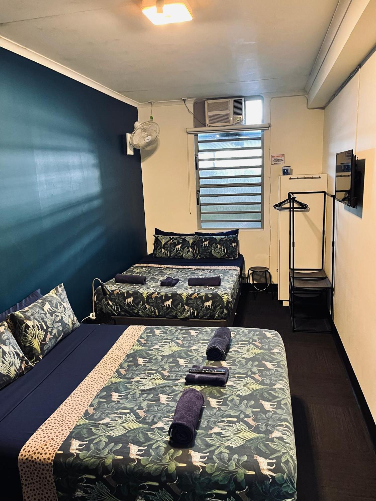Mom Darwin Hostel ภายนอก รูปภาพ